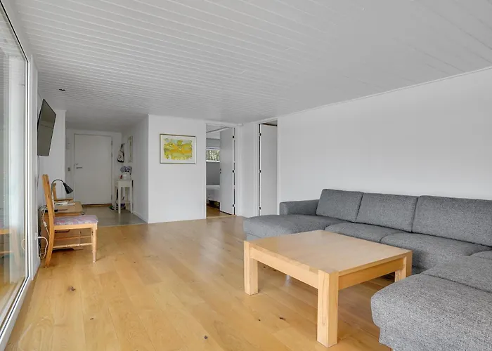 Lovely In With Wifi Holiday home