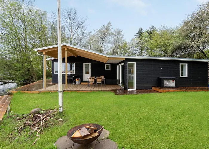 Lovely In With Wifi Holiday home *